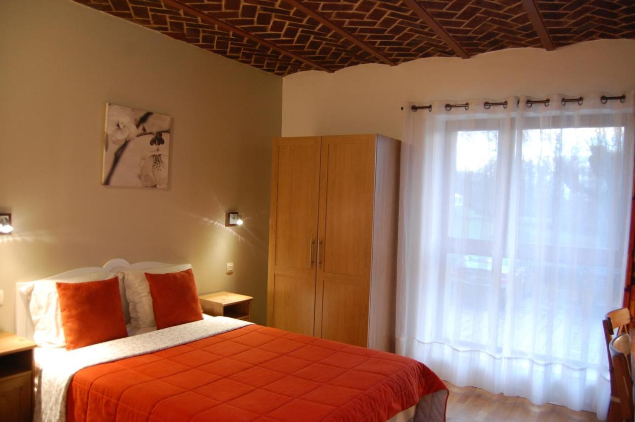 Holiday home Dans Un Domaine Historique Chevreuse
