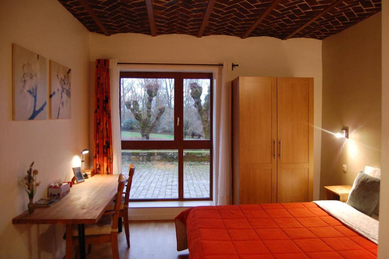 Holiday home Dans Un Domaine Historique Chevreuse